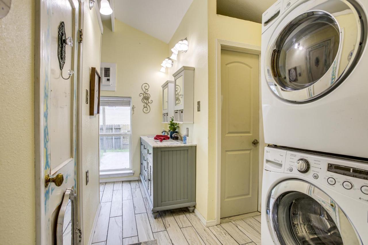 Galveston Cottage About 1 Mi To Beach Pet Friendly! Esterno foto